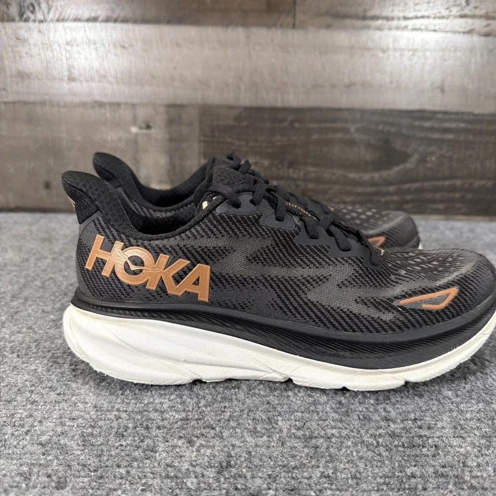 Hoka Clifton 9 Women's Running Shoes Size 8.5 Black/Rose Gold